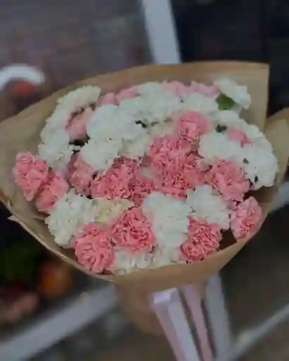 Bouquet De Mix Clavel