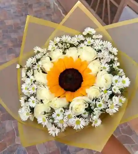 Bouquet De Girasol Con Rosas Y Margarita