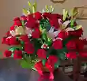 Canasta Grande De Rosas Y Lirios