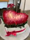 Caja De Corazon Con Mix De Rosas