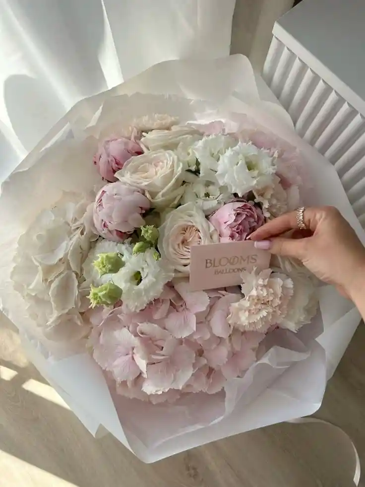 Bouquet De Rosas Clavel Y Hortencia