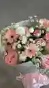Bouquet De Rosas Y Gérberas Rosadas