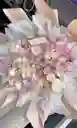 Buchón Lila De Rosas Y Gérberas