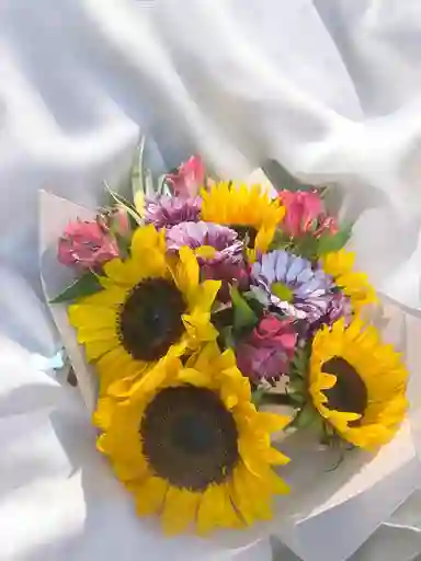 Bouquet De Girasoles Y Margaritas Mix