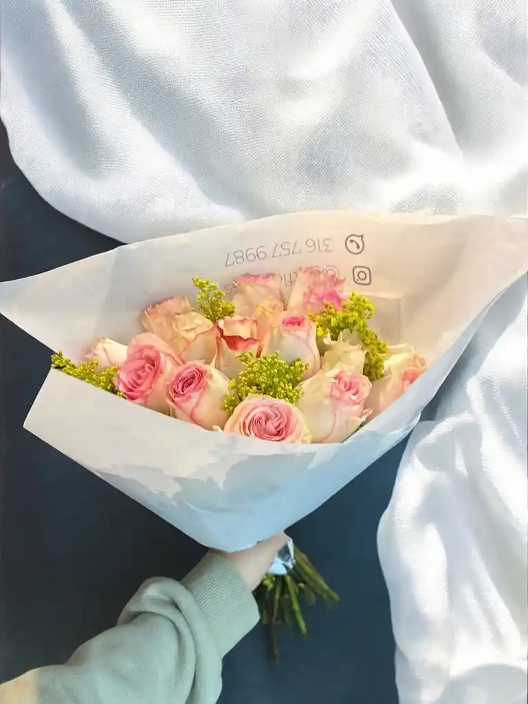Bouquet De Rosas Rosadas