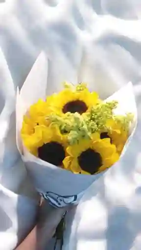 Bouquet De Girasoles