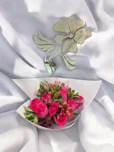 Bouquet De Rosas Rosadas Y Astromelias.