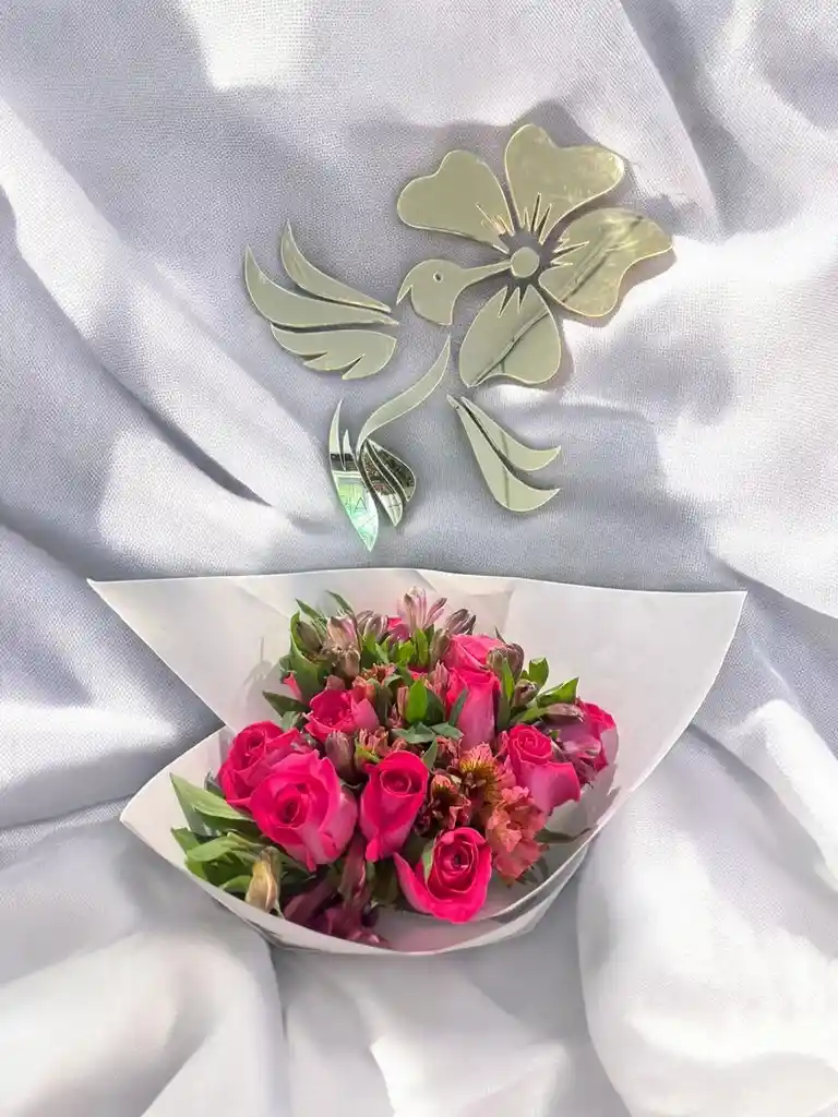 Bouquet De Rosas Rosadas Y Astromelias.