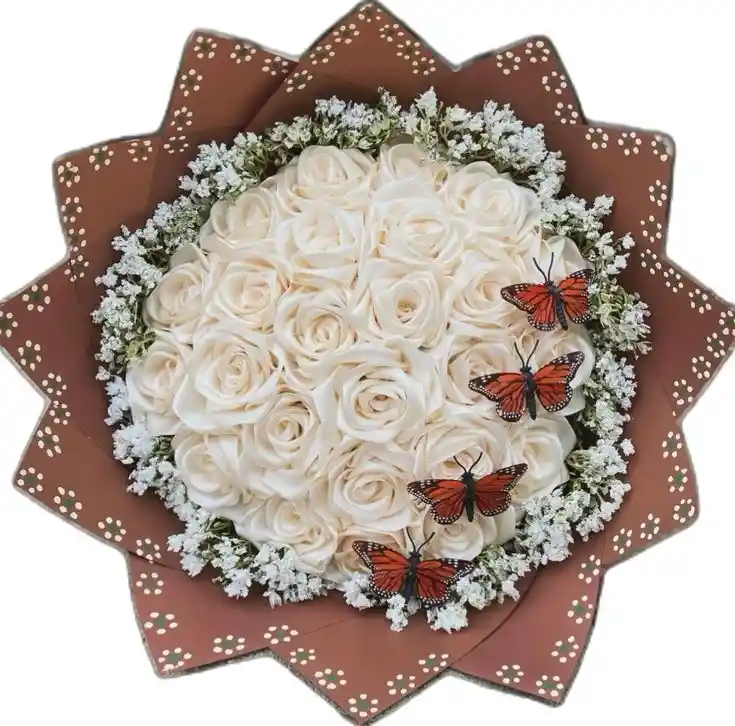 Buchon De Rosas Blancas