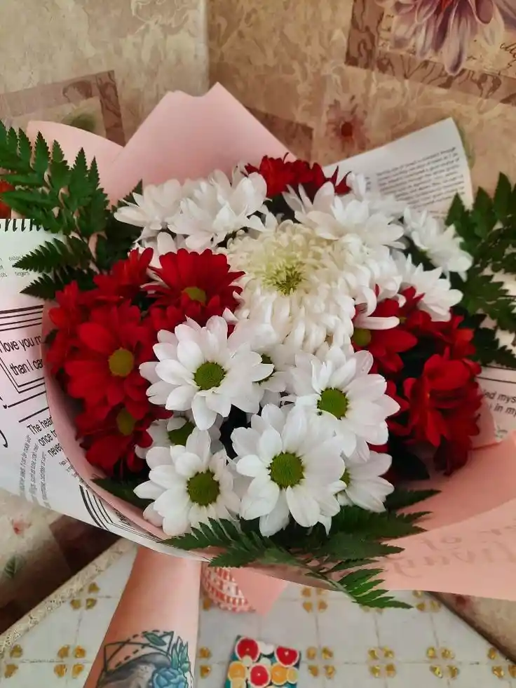 Bouquet De Margaritas Y Crisantemos