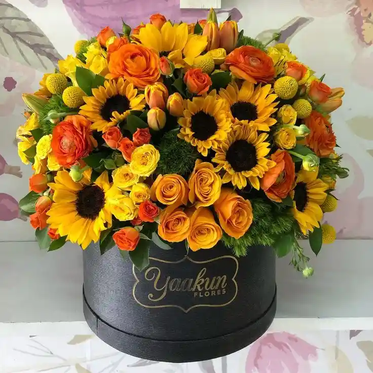 Caja Grande Naranja De Rosas, Girasoles Y Lirios