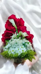 Canasta De Flores Blanca
