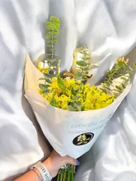 Bouquet De Astromelia Amarilla.