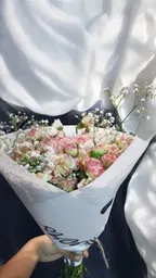Bouquet De Clavel
