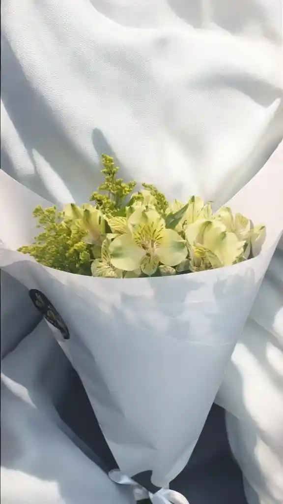 Bouquet De Astromelia