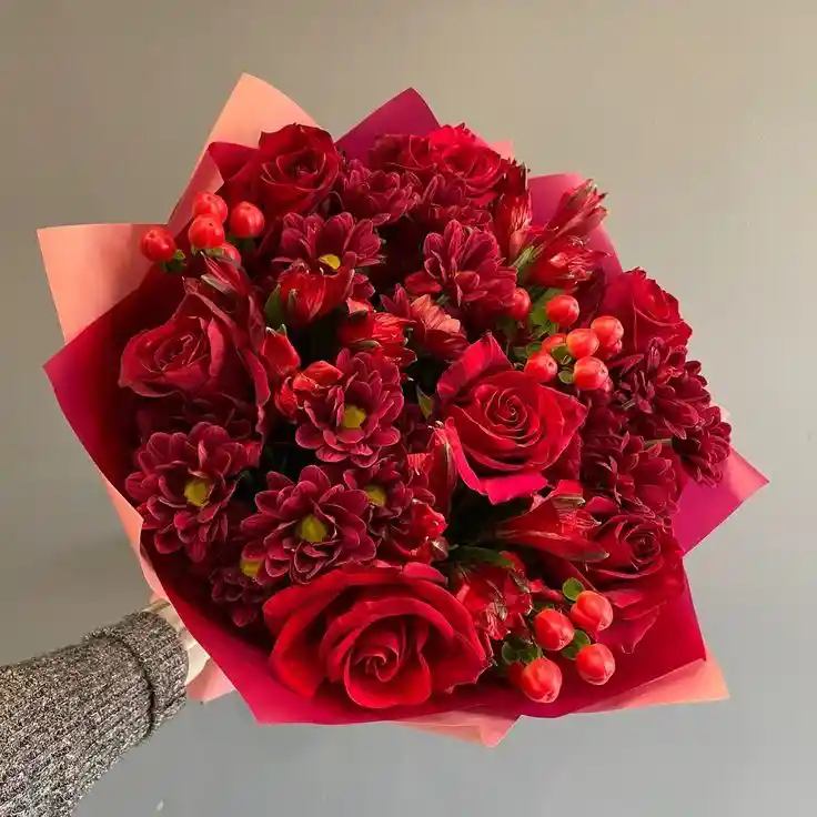 Bouquet Rojo Con Rosa Y Margarita
