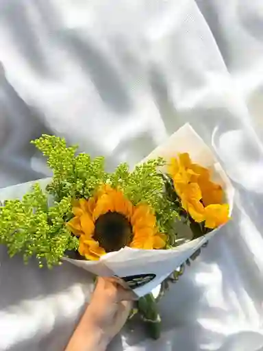 Bouquet De Girasoles