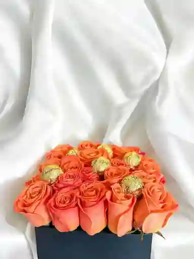 Caja De Rosas Naranjas Y Chocolates