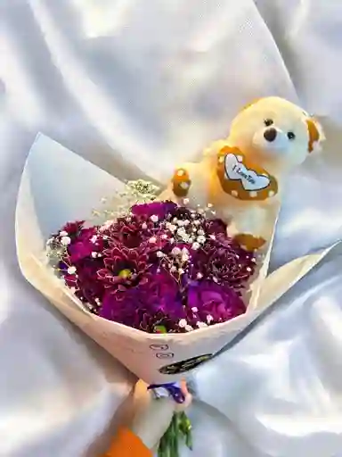 Bouquet De Margaritas Y Claveles Morados Con Peluche.