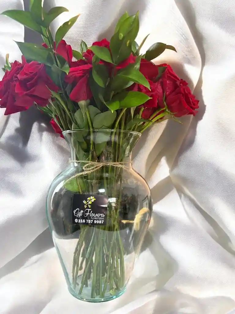 Jarron De 24 Rosas Rojas