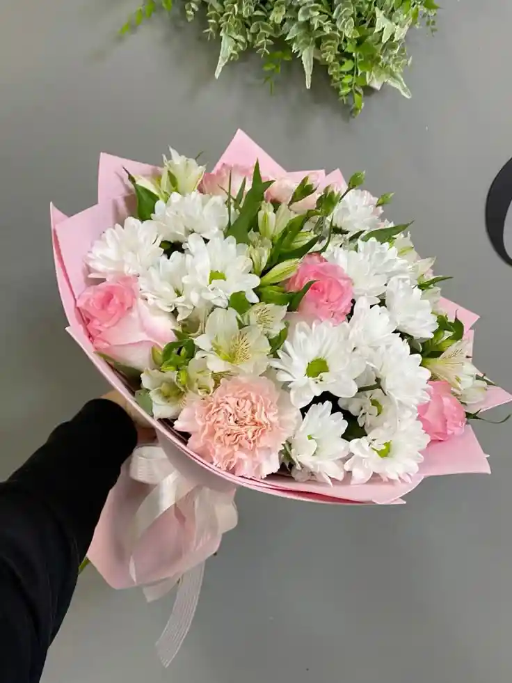 Bouquet De Margaritas Clavel Astromelia Rosas