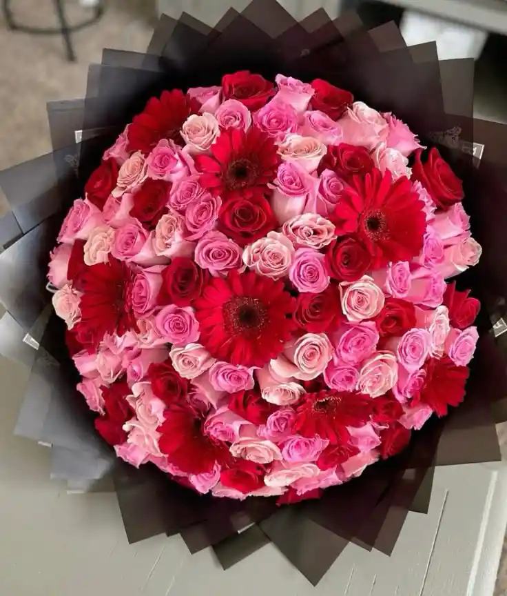 Buchon Mix De Rosas Con Gerbera