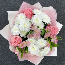 Bouquet De Crisantemos, Rosas Y Astromelias