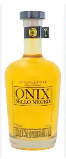 Onix Sello Negro Amarillo