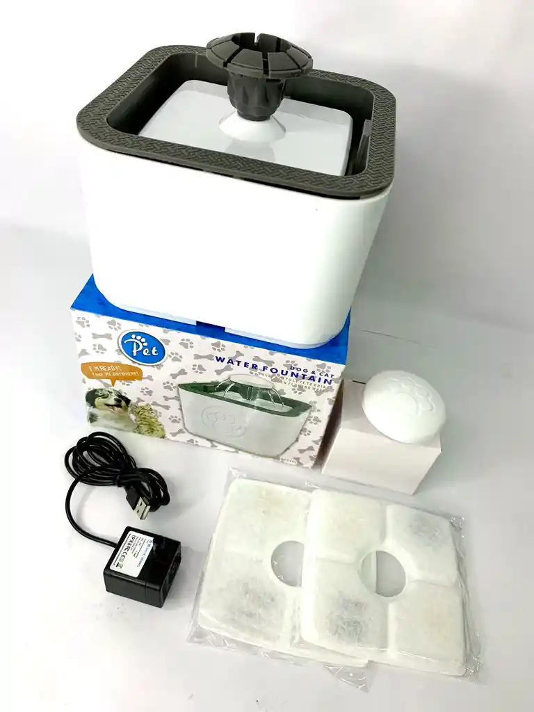 Fuente Blanca De Agua Bebedero Para Gatos