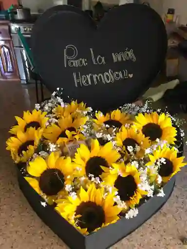 Regalo Para Mamá- Detalles- Anchetas- Desayuno- Cumpleaños-dia Madres-detalles-flores-chocolates-arreglos Florales