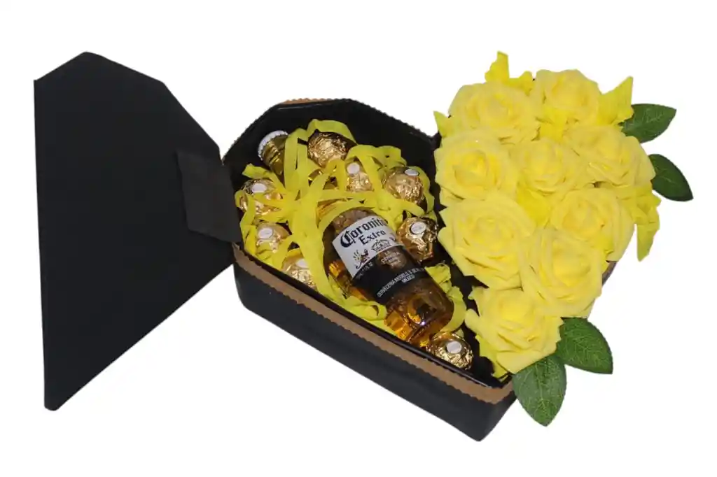 Esplendor Amarillo: Rosas Eternas Amarillas En Caja De Corazón Con Tapa, Chocolates Y Coronita.