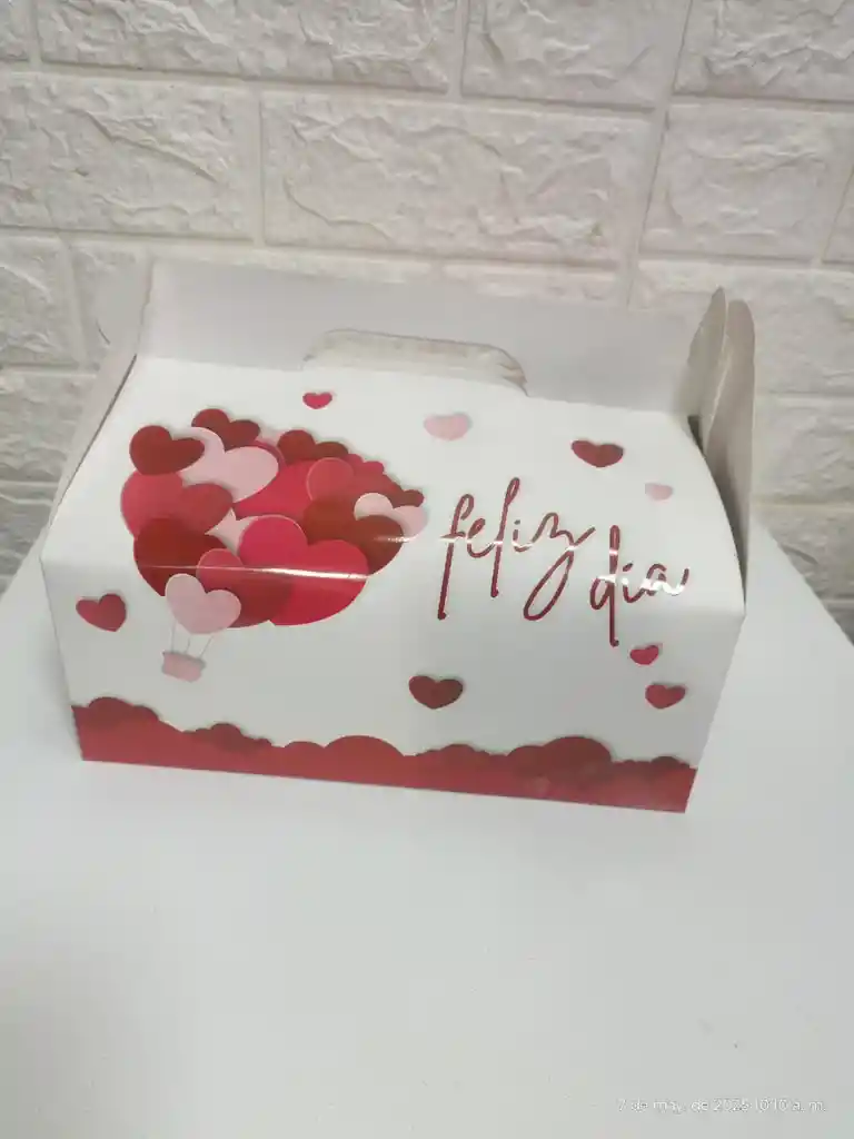 Caja Estampada Medida 18x25x10cm
