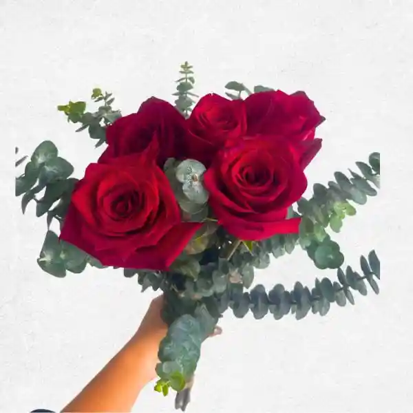 Bouquet 5 Rosas Rojas