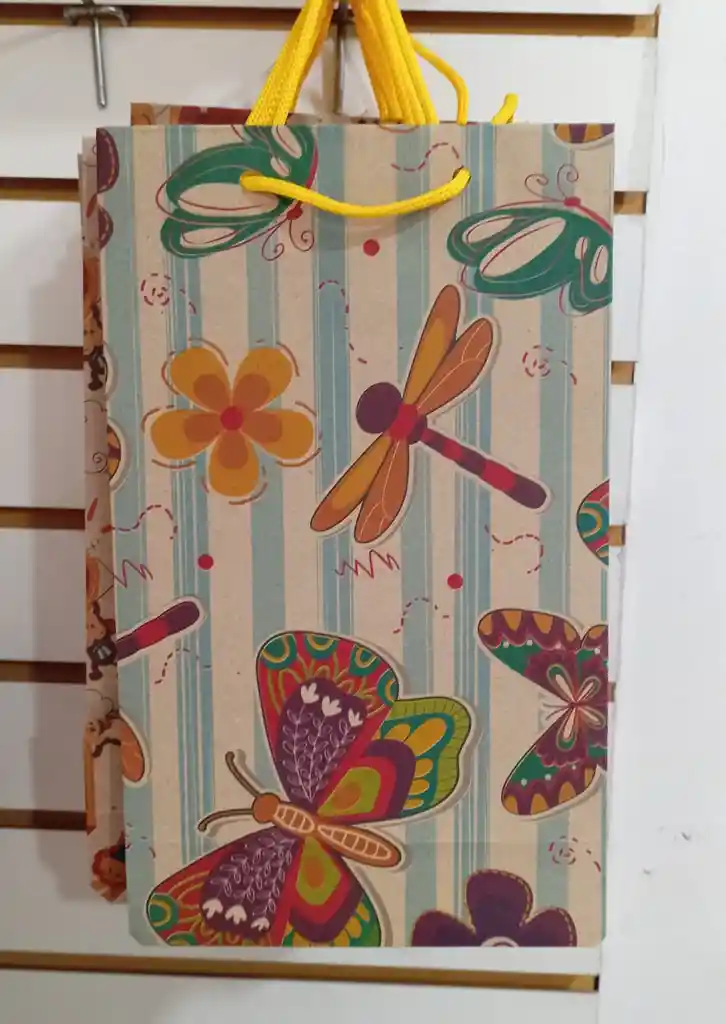 Bolsa Para Regalo Tipo Kraft Estampada Medidas 16 Ancho X 26 Alto