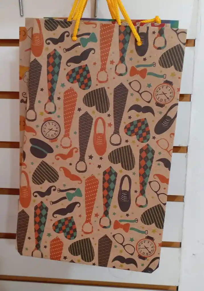 Bolsa Para Regalo Tipo Kraft Estampada Medidas 16 Ancho X 26 Alto