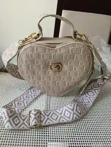 Bolso Cuero Sintetico Corazon - Beige / Talla Única