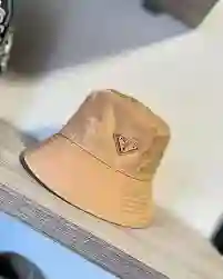 Prada Gorro Pava