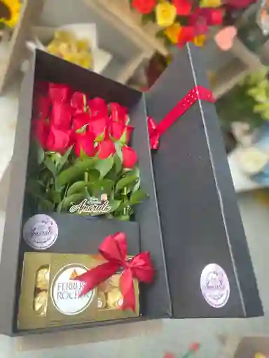 Caja De Rosas Y Chocolate X 8