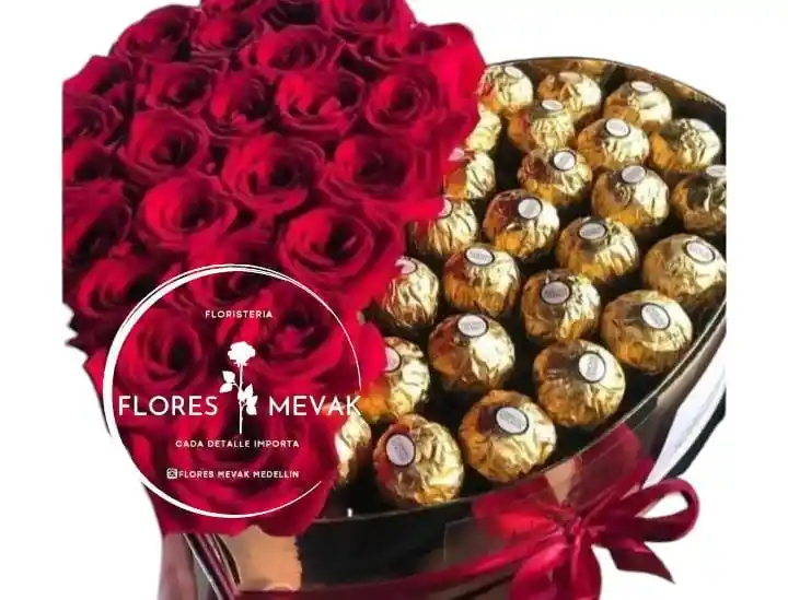 Flores Rosas Rojas En Corazon Golden