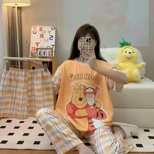 Pijama Tres Piezas Pooh Y Tigger Talla Única (camiseta + Pantalón + Short)
