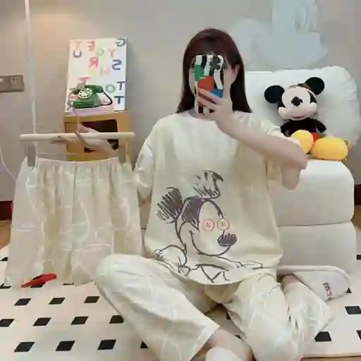 Pijama Tres Piezas Hello Kitty Talla Única (camiseta + Pantalón + Short)
