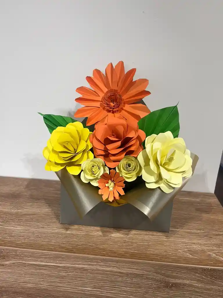 Caja Sobre Flores De Papel Dia De La Madre (amarillas)
