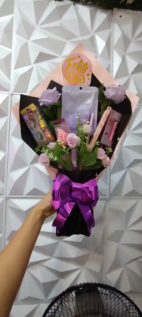 Ramo De Maquillaje Dia De La Madre