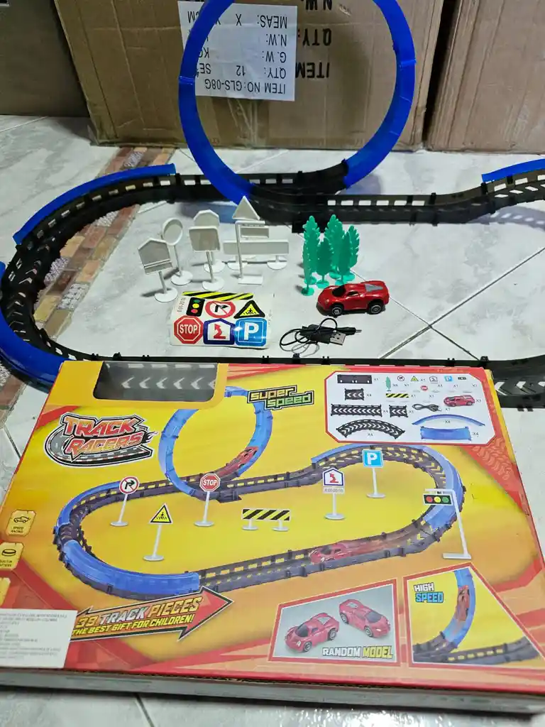 Pista De Carro Para Ensamblar 39 Piezas Y Accesorios Juguete