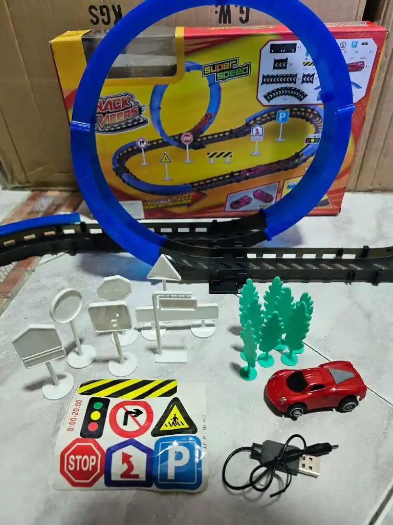 Pista De Carro Para Ensamblar 39 Piezas Y Accesorios Juguete