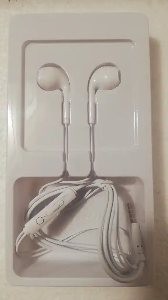 Audifonos Jack Plu Fy H-90 Alambrico