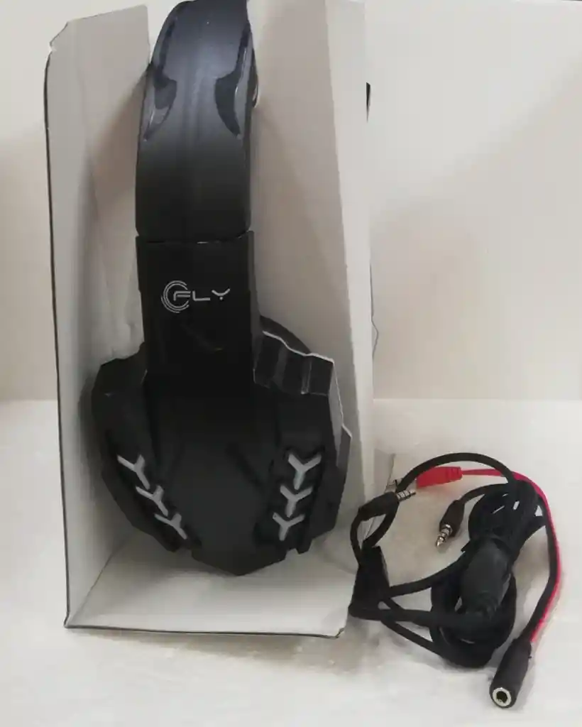 Audifonos Jack Plu Fly Rgb Diadema