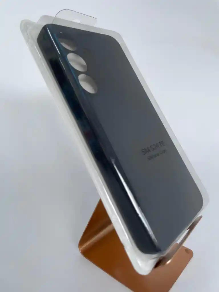 Silicon Case Samsung Galaxy S24 Fe Negro