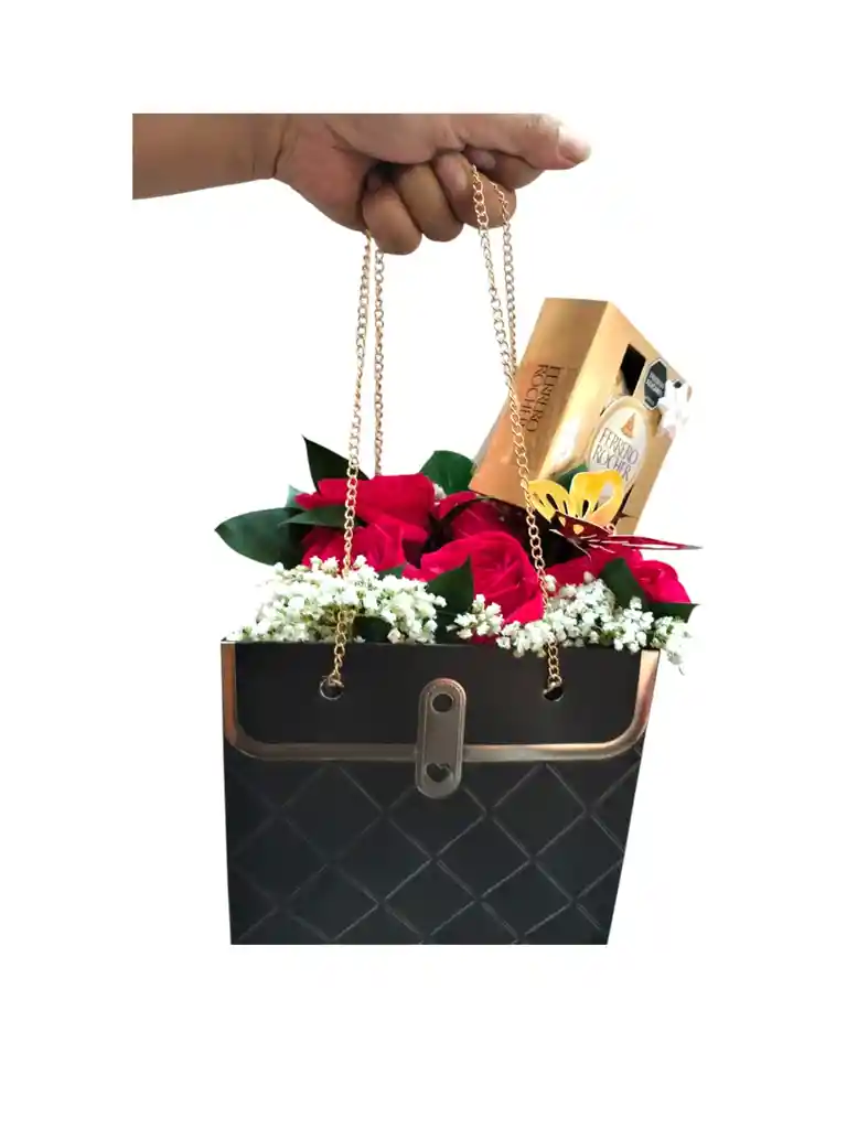 Cartera De 6 Rosas Rojas Una Mariposa Chocolates X 4