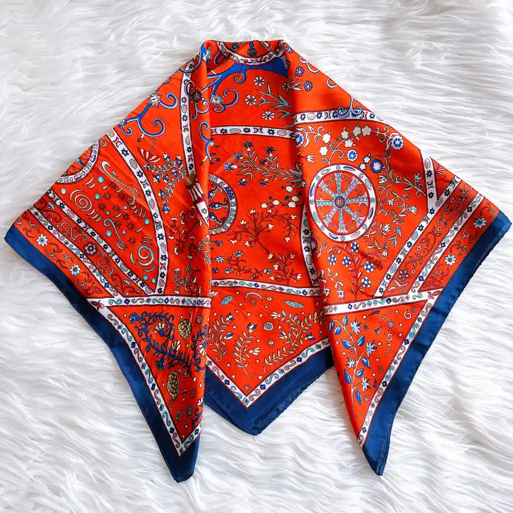 70 Cm - Lúa Rojo Azul